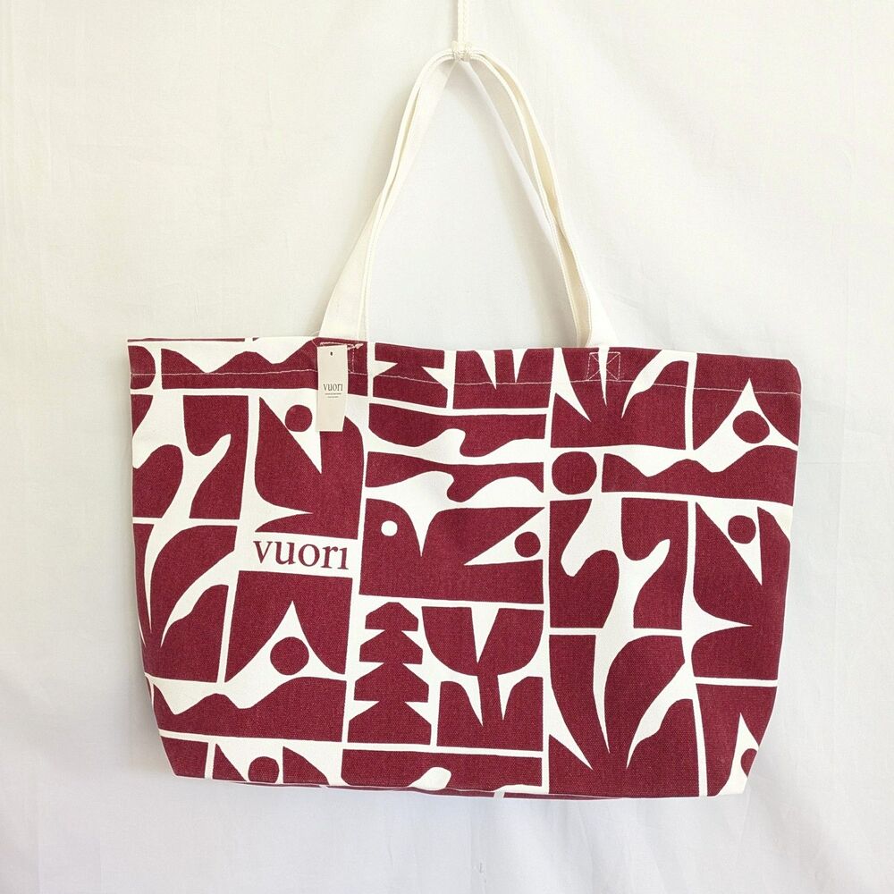 Vuori LTD Edition Holiday 2025 Tote Bag Red White Cody Hudson Canvas XL NWT
